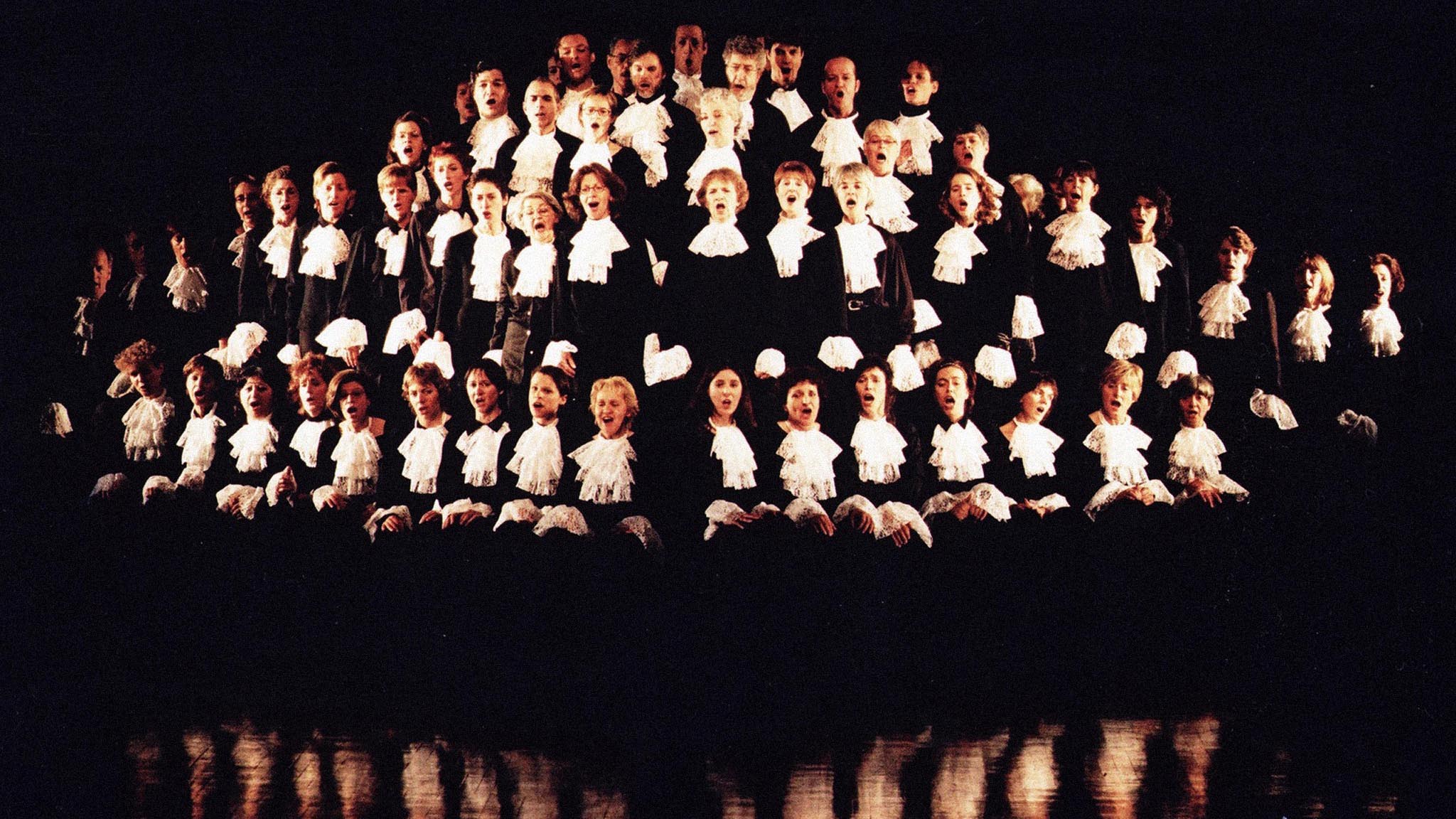 Image représentant la ressource: À travers chants