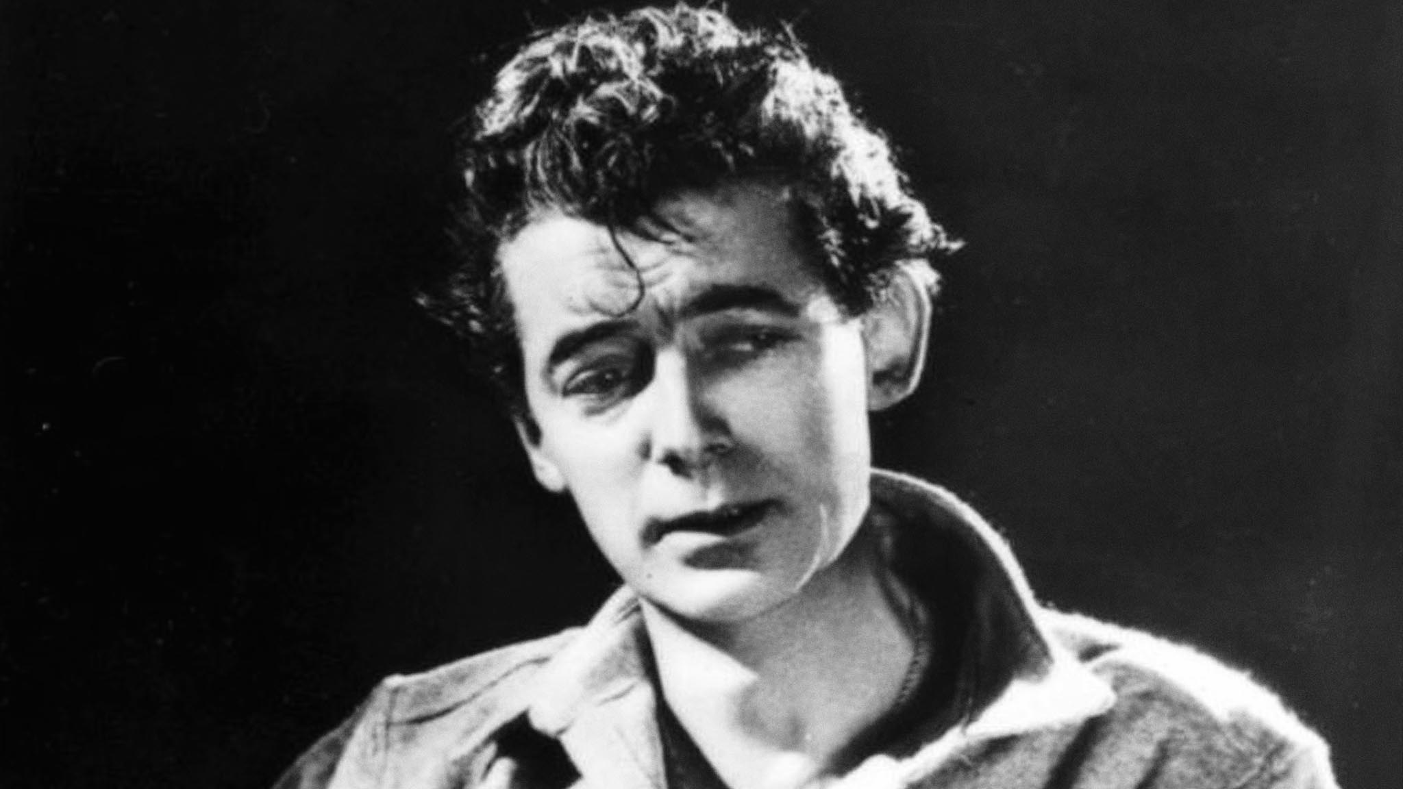 Image représentant la ressource: «C'est la première fois que j'la chante»