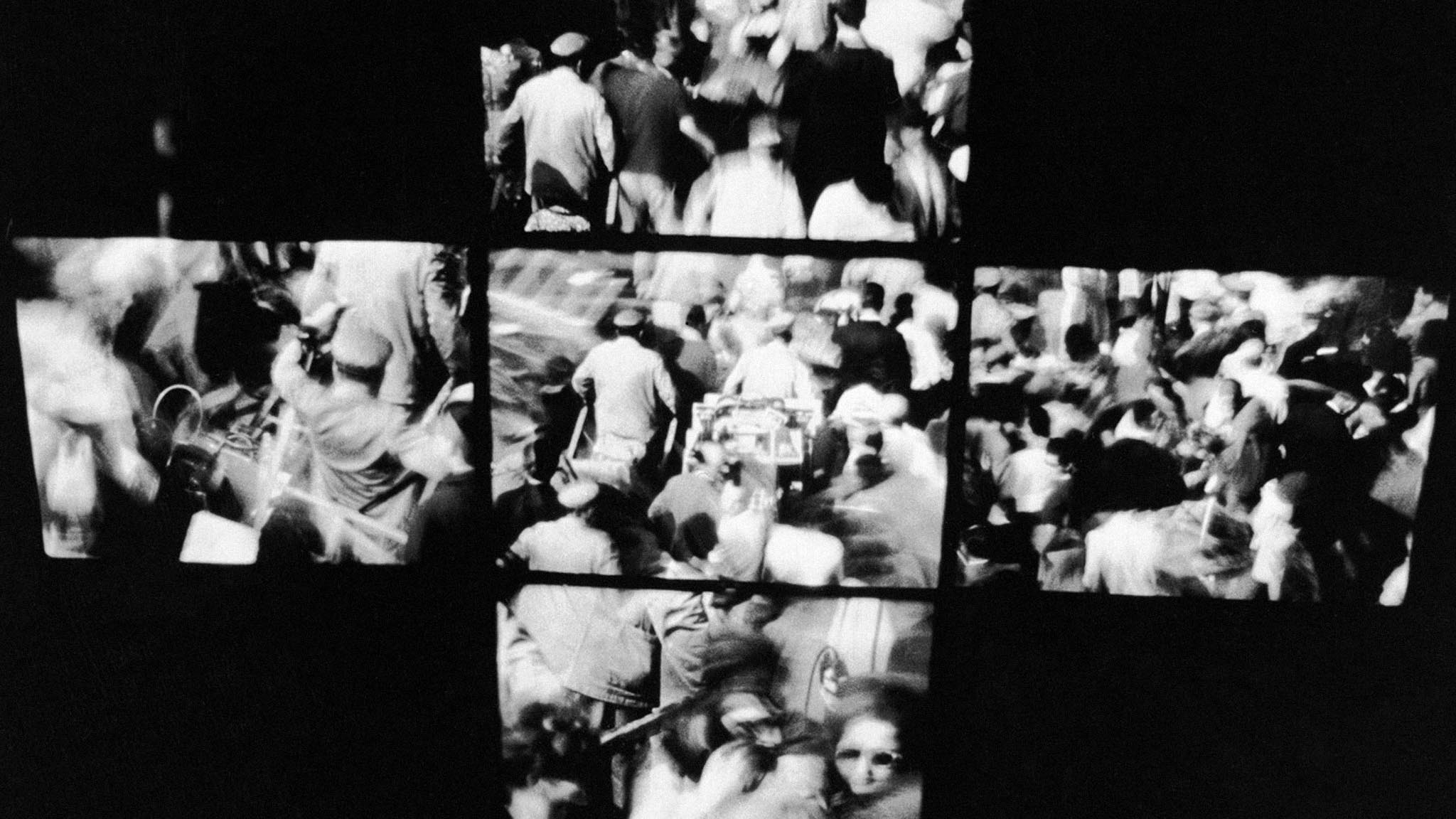 Image représentant la ressource: In the Labyrinth